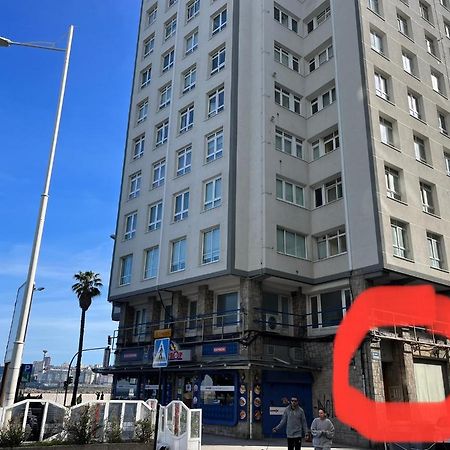 Primera Linea De Playa De Riazor 拉科鲁尼亚 外观 照片